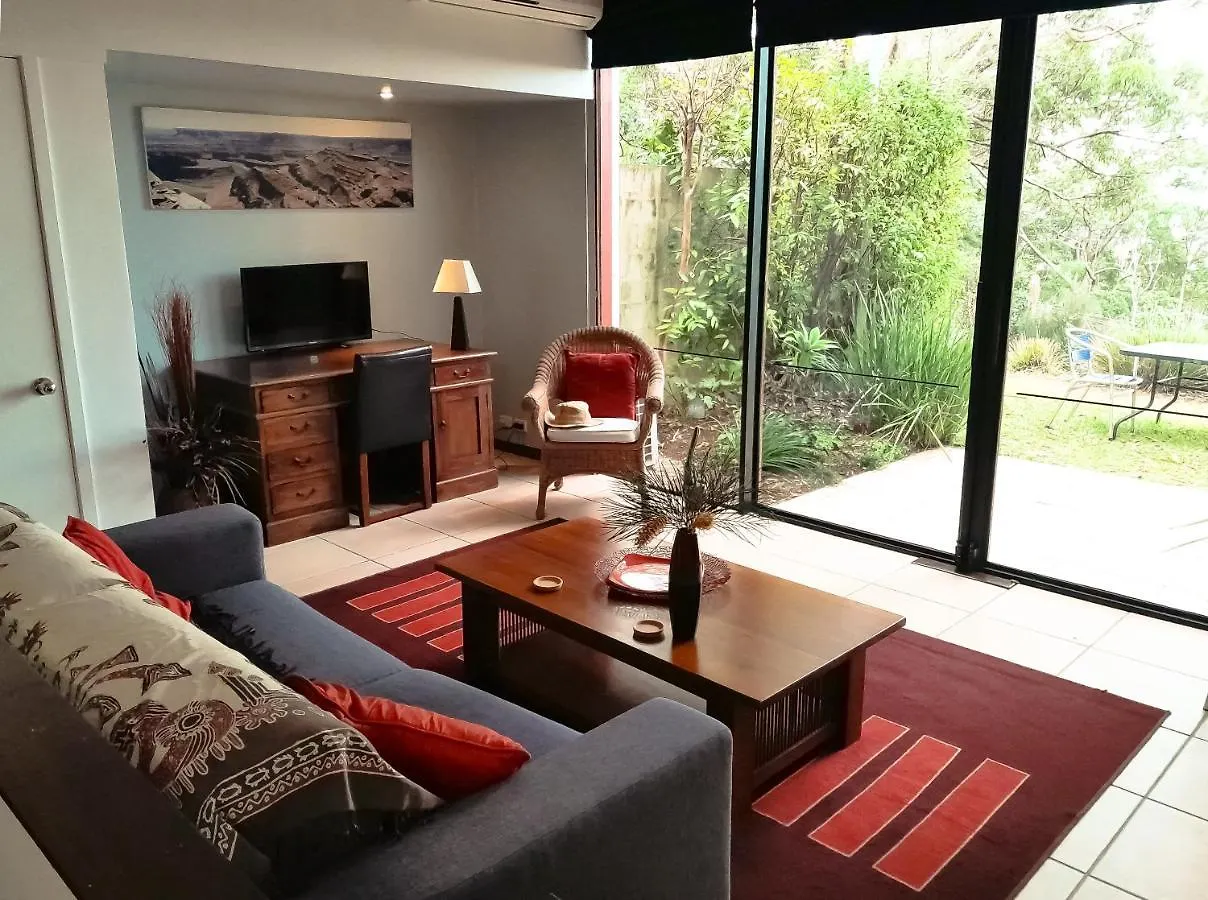 Sky Island Studios Mount Tamborine Bed & Breakfast