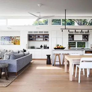Ayindi Byron Bay